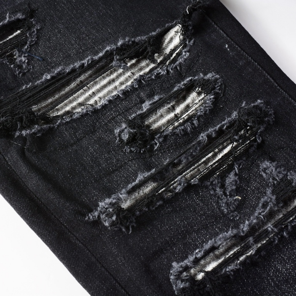 Amr Ripped Patch Black Jeans