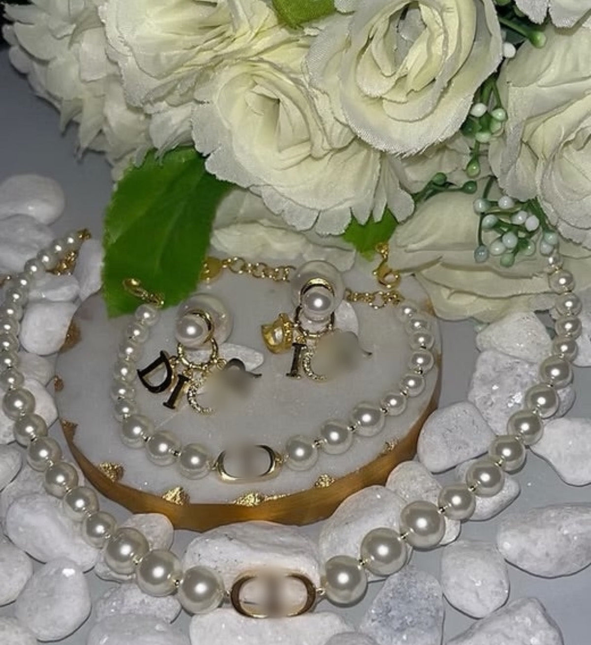 Pearl necklace